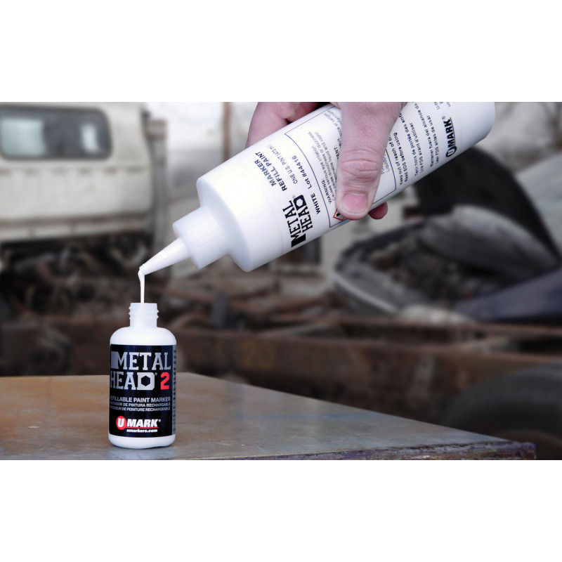 Metalhead refill in use